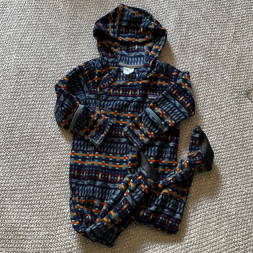 Patagonia fleece bunting